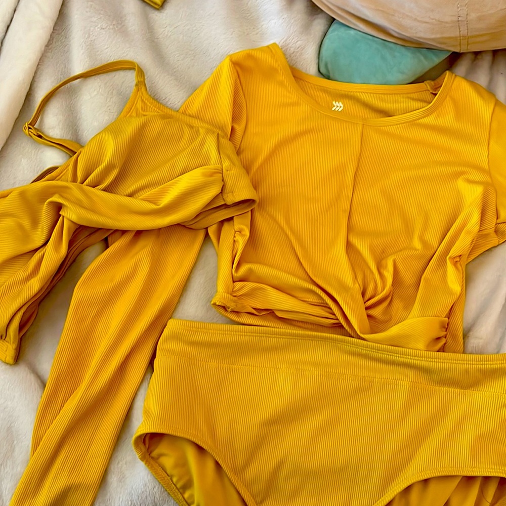 All in Motion swim wear set